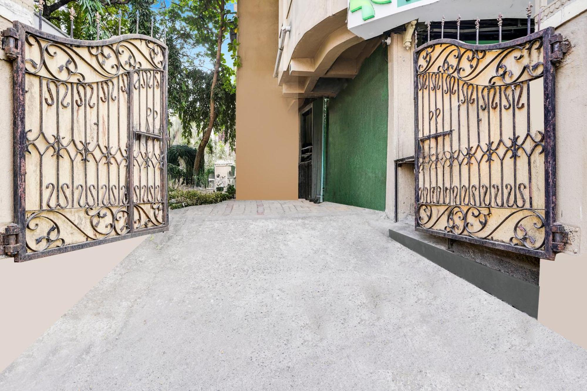 Super Collection O Andheri Near Western Express Highway * Bombaj