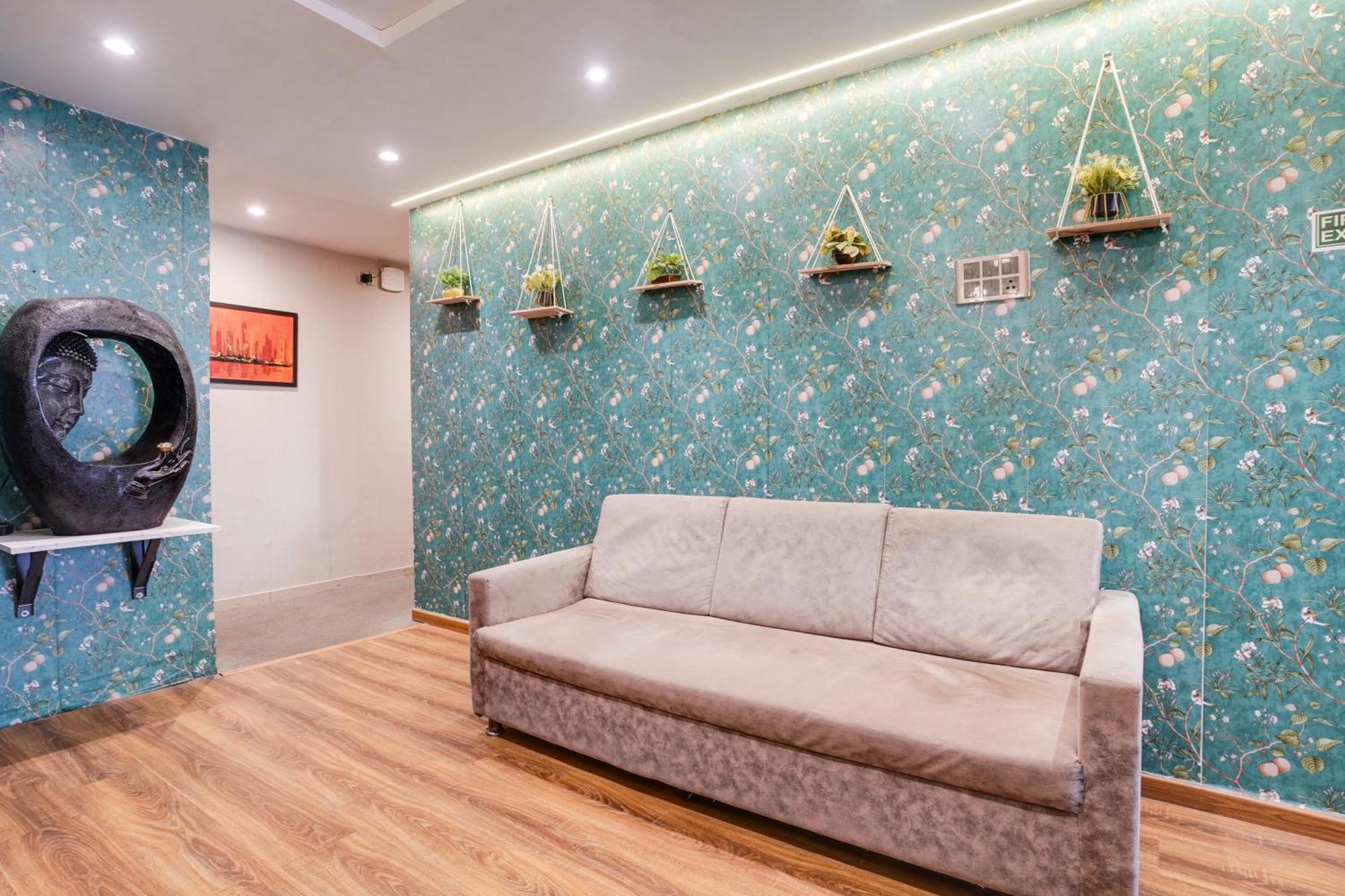 Super Collection O Andheri Near Western Express Highway Mumbai